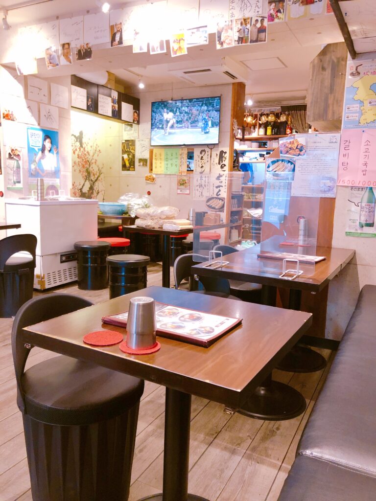 板橋冷麺（パンギョ冷麺）店内