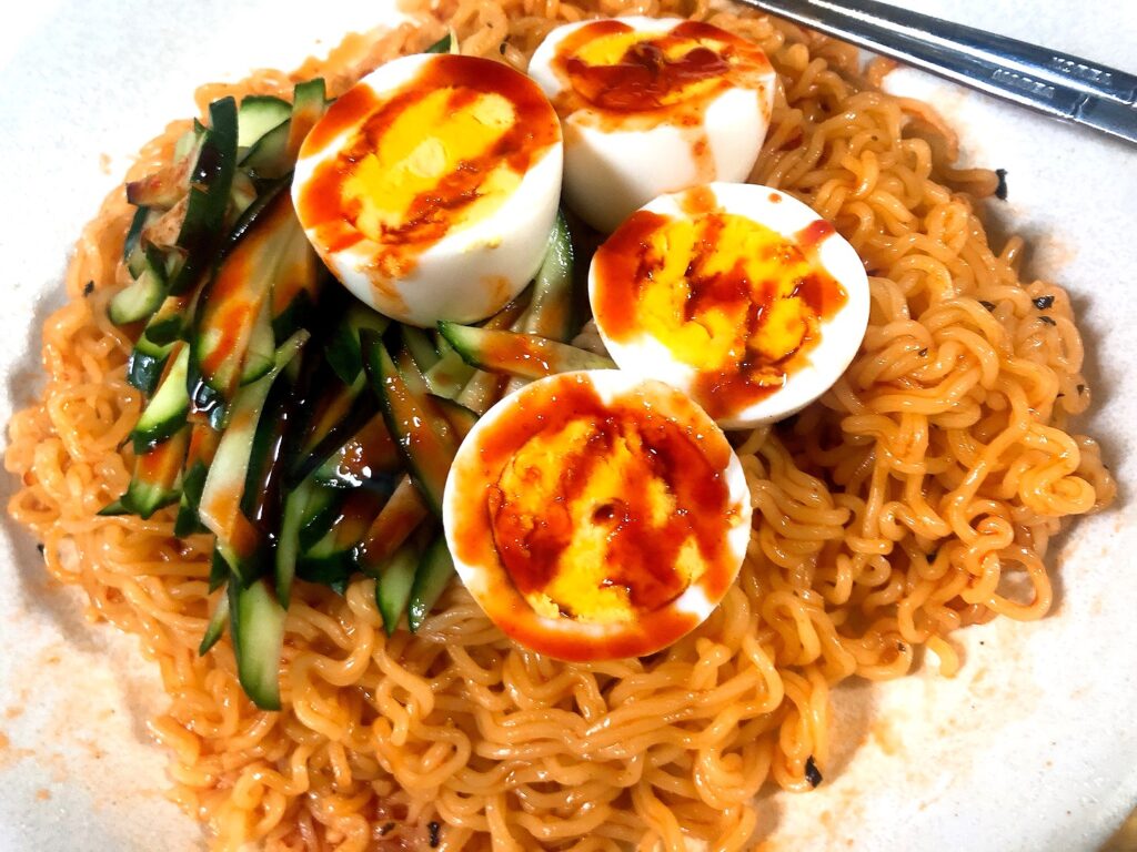 オットギのジンビビン麺